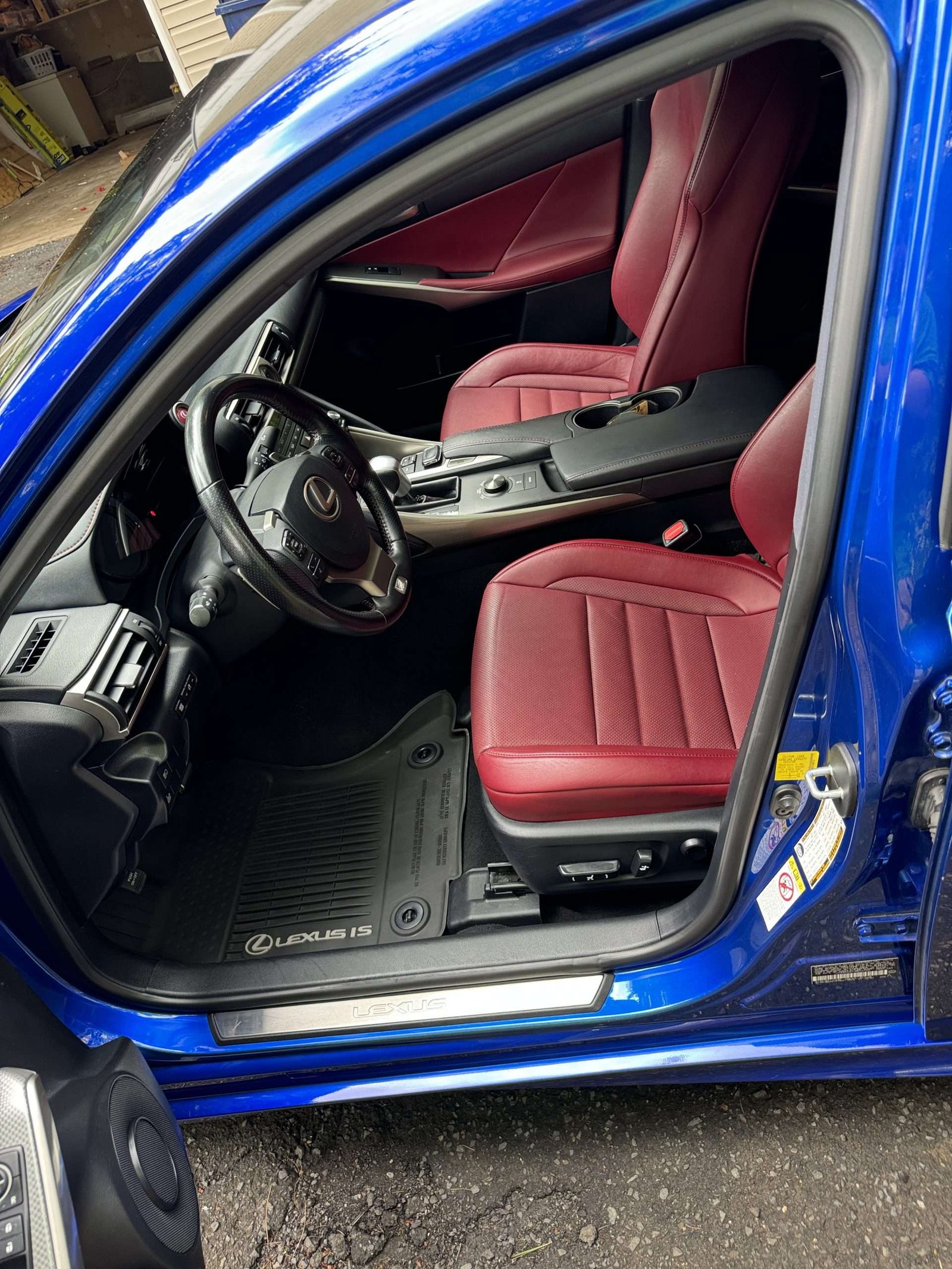 mobile car detailing services delivered at your home or workplace by HH Premium Services mobile car detailing services delivered at your home or workplace by HH Premium Services