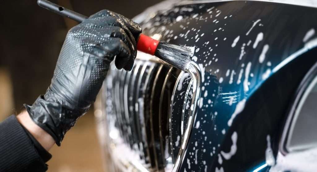 Exterior Car Detailing in Plainfield NJ for Lasting Shine and Protection 3 Basic exterior car detailing Plainfield NJ service cleaning and restoring vehicle exterior surfaces